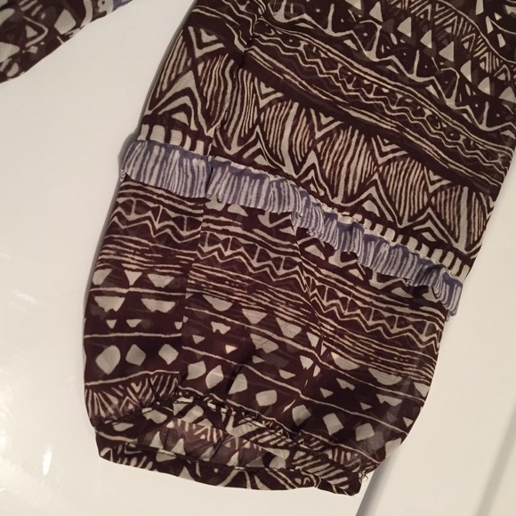 Banana Republic Brown Tribal Print Blouse - Picture 6 of 8